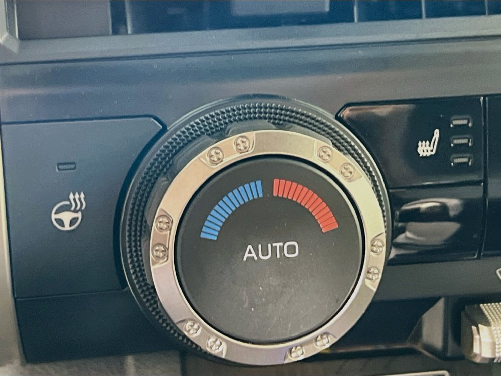 Certified 2025 Toyota Tacoma SR5 AWD/4WD image 18