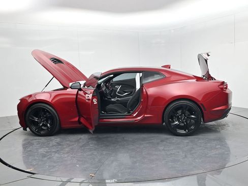Used 2020 Chevrolet Camaro LT image 72