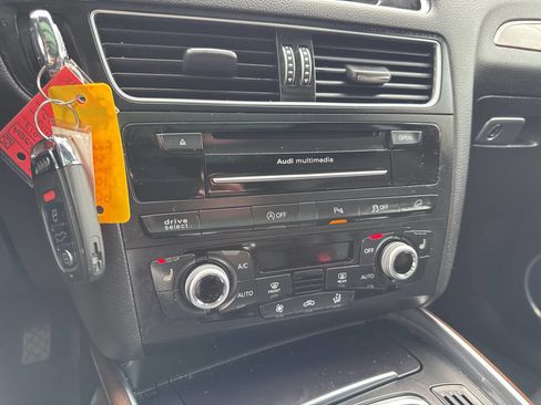 Used 2017 Audi Q5 3.0T Prestige w/ Prestige Package image 38