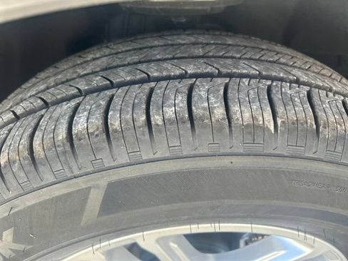 New 2026 Ford Explorer Active w/ Active Comfort Package RWD image 27