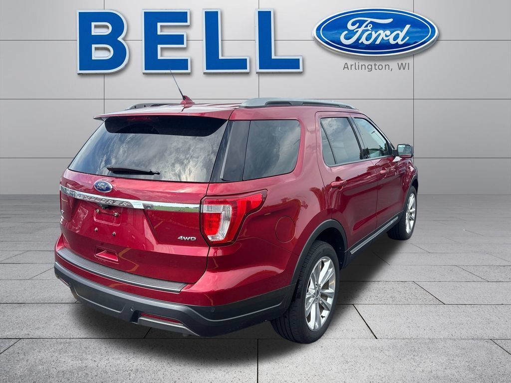 Used 2019 Ford Explorer XLT w/ Equipment Group 202A AWD/4WD image 3