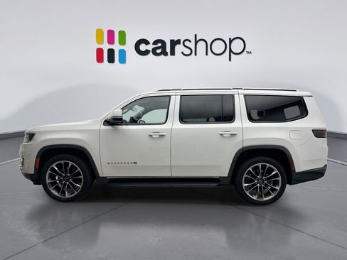 Used 2022 Jeep Wagoneer Series II w/ Premium Group I AWD/4WD image 2