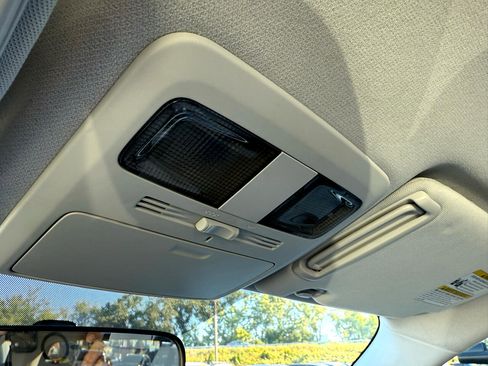 Used 2015 Subaru Forester 2.5i w/ Alloy Wheel Package image 37