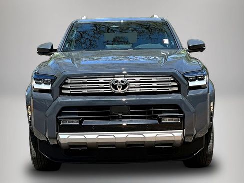 Certified 2026 Toyota 4Runner Limited AWD/4WD image 3