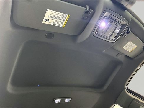 Used 2024 Chevrolet Silverado 2500 LT AWD/4WD image 23