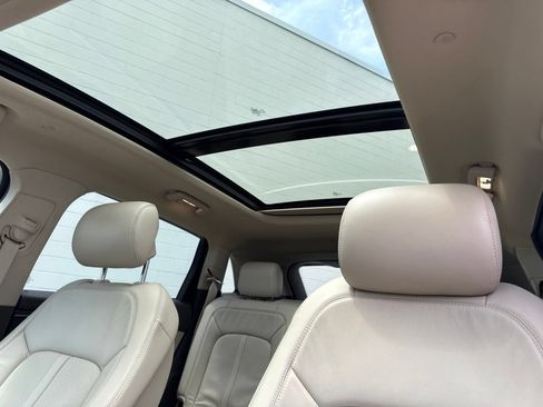 Used 2020 Lincoln Nautilus Reserve w/ Equipment Group 201A AWD/4WD image 37