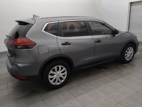 Used 2020 Nissan Rogue S FWD image 10