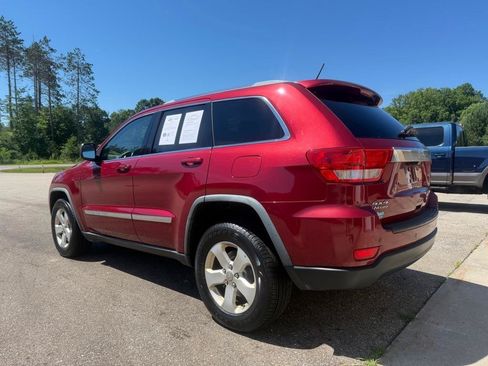 Used 2012 Jeep Grand Cherokee Laredo AWD/4WD image 6