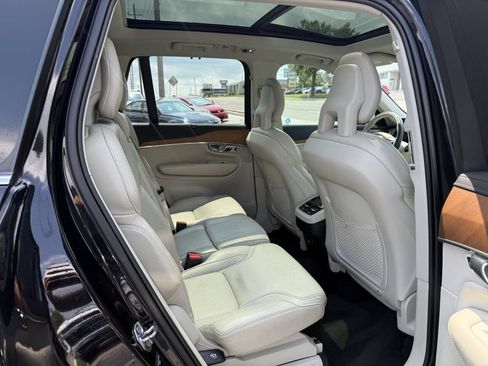 Used 2020 Volvo XC90 T6 Inscription w/ Protection Package Premier AWD/4WD image 11