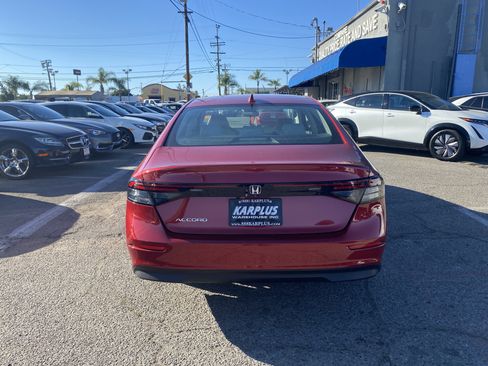 Used 2024 Honda Accord LX image 9