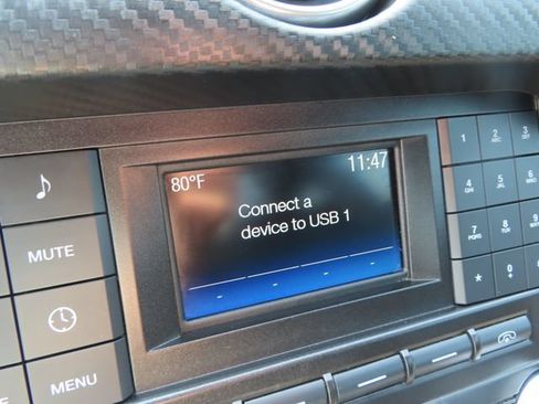 Used 2018 Ford Mustang Coupe RWD image 25