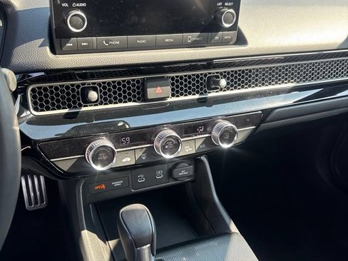 Used 2025 Honda Civic Sport image 21