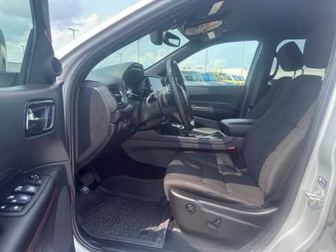 Used 2025 Dodge Durango GT w/ Blacktop Package AWD/4WD image 12