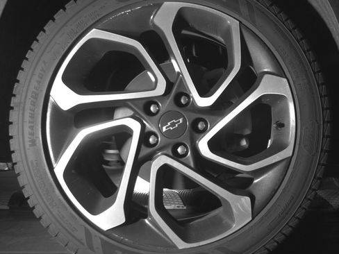 Used 2025 Chevrolet Trax RS w/ Driver Confidence Package FWD image 13