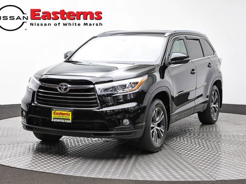 Used 2016 Toyota Highlander XLE AWD/4WD image 1