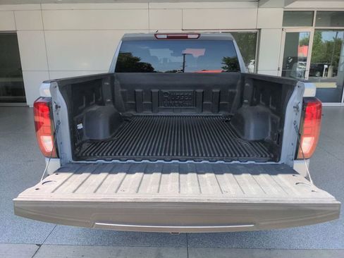 Used 2024 GMC Sierra 1500 Elevation image 25