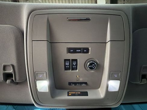 Used 2016 Chevrolet Suburban LTZ AWD/4WD image 22