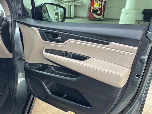 Used 2020 Honda Odyssey EX-L image 12