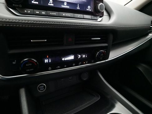 Certified 2023 Nissan Rogue SV w/ SV Premium B Package image 21