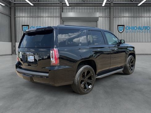Used 2019 GMC Yukon SLT w/ Graphite Performance Edition AWD/4WD image 8