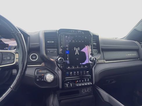 Used 2020 RAM 1500 Limited AWD/4WD image 15
