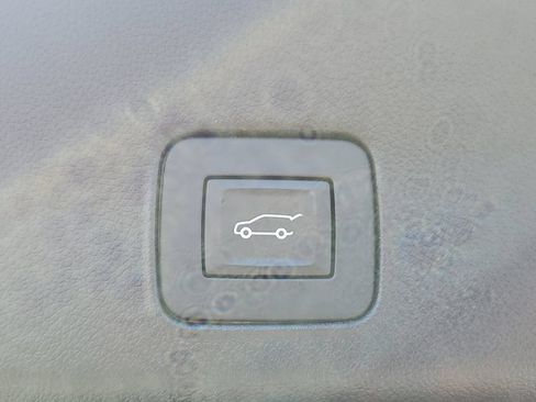 Certified 2022 Chevrolet TrailBlazer ACTIV w/ Sun and Liftgate Package FWD image 38