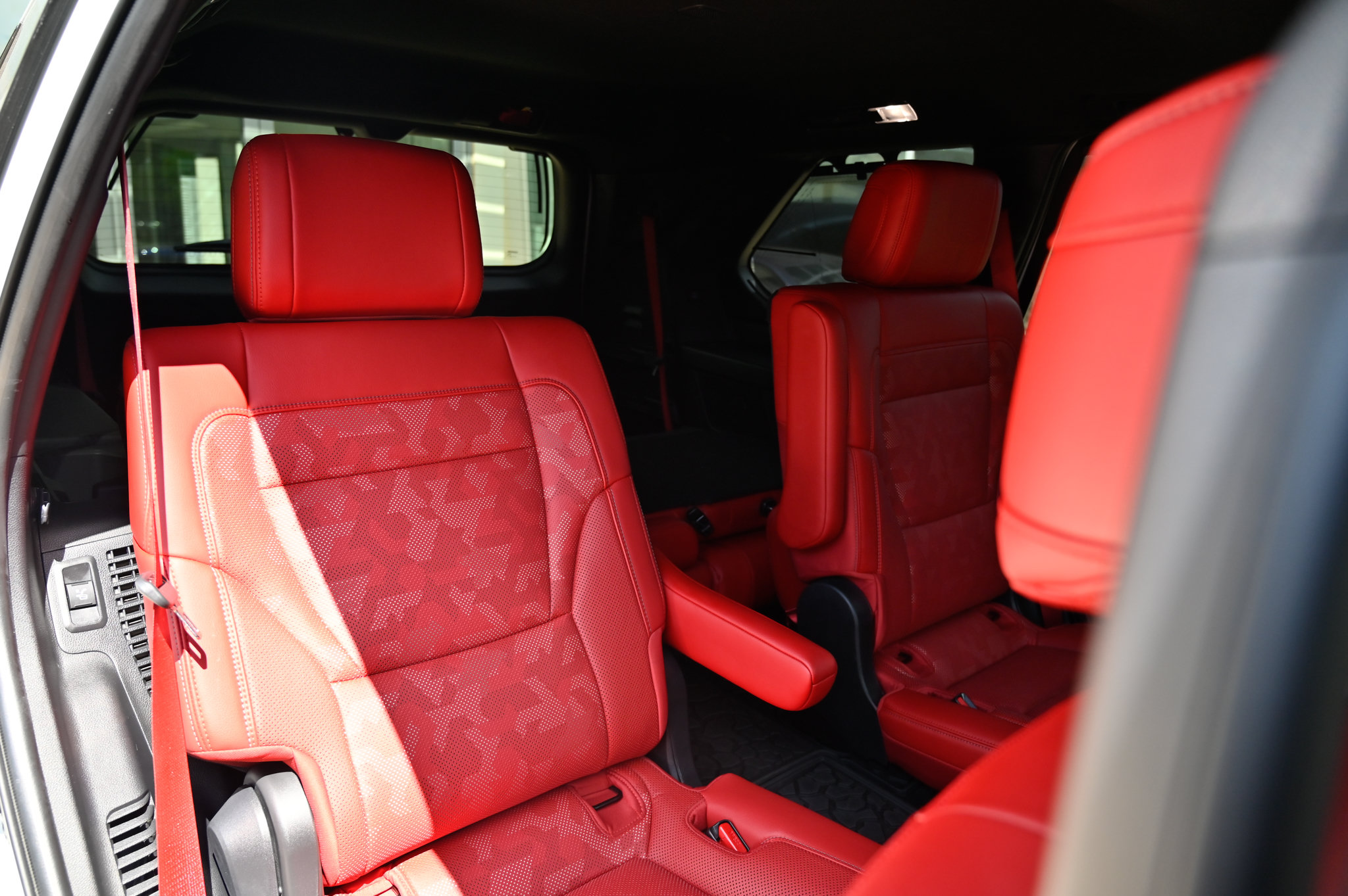 Used 2024 Toyota Sequoia TRD Pro AWD/4WD image 48