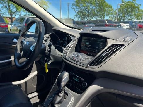 Used 2015 Ford Escape SE w/ SE Chrome Package FWD image 33