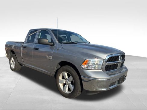Used 2024 RAM 1500 Classic SLT image 8