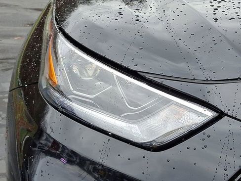 Used 2023 Toyota Highlander Platinum image 10