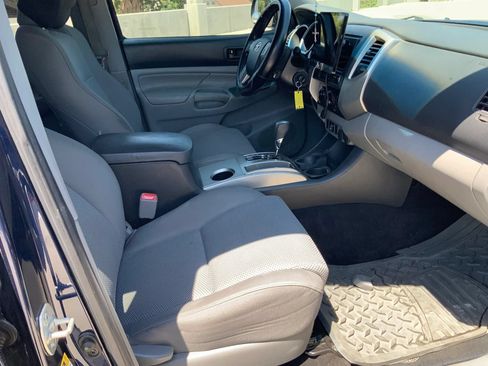 Used 2013 Toyota Tacoma PreRunner w/ TRD Off-Road Pkg RWD image 14