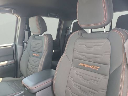 Used 2026 Nissan Frontier PRO-4X AWD/4WD image 15