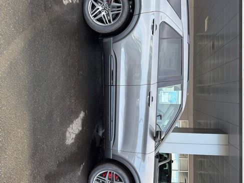 New 2026 Ford Explorer ST-Line image 3