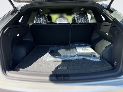 New 2026 Volkswagen Atlas Cross Sport SE image 19