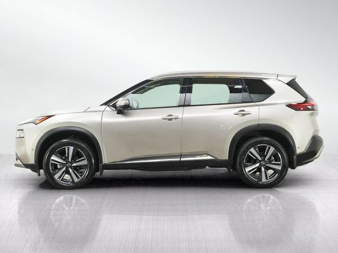 Used 2023 Nissan Rogue Platinum AWD/4WD image 2