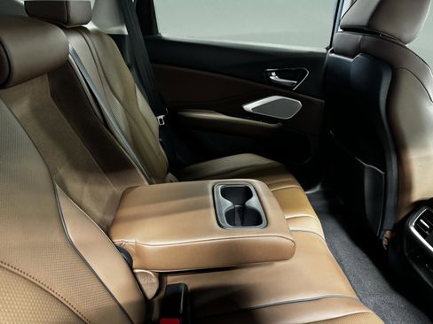 Used 2024 Acura RDX SH-AWD w/ Advance Package image 29