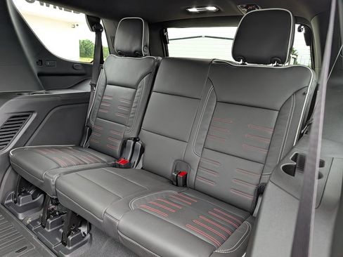 New 2026 GMC Yukon AT4 Ultimate w/ LPO, Floor Liner Package AWD/4WD image 28
