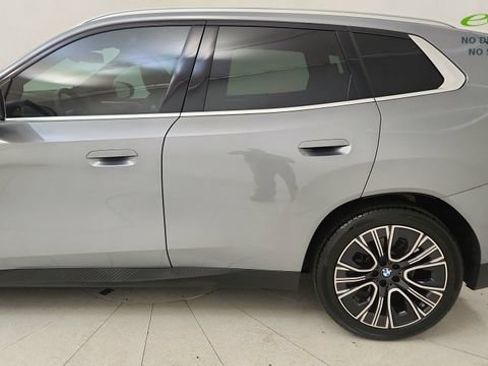 Used 2025 BMW X3 xDrive30i w/ Premium Package AWD/4WD image 4