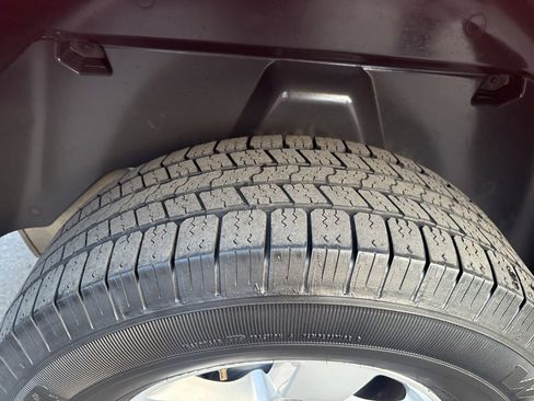 Certified 2024 RAM 1500 Classic SLT image 10