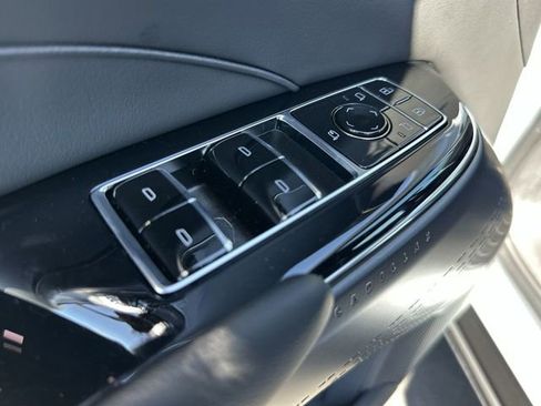 New 2026 Cadillac Lyriq Luxury image 24