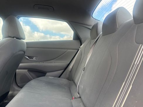 Used 2021 Hyundai Elantra SEL w/ Convenience Package FWD image 33