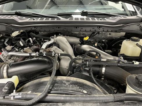 Used 2024 Ford F350 Platinum image 45