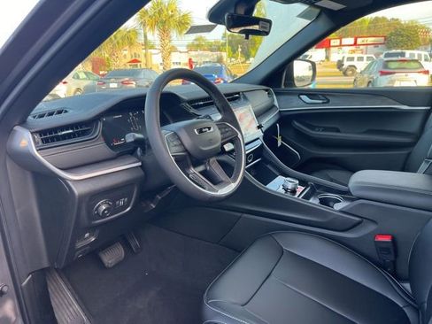 New 2026 Jeep Grand Cherokee L Limited AWD/4WD image 6