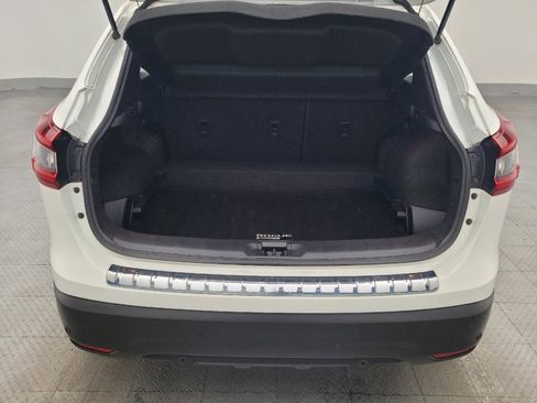 Used 2020 Nissan Rogue Sport S image 29