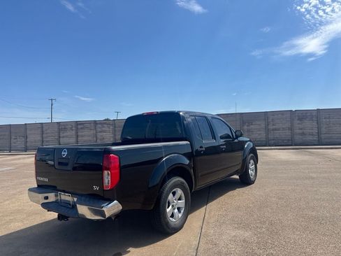 Used 2012 Nissan Frontier SV w/ SV Premium Utility Pkg RWD image 19