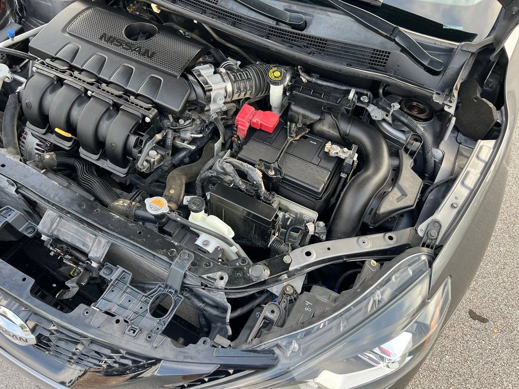 Used 2018 Nissan Sentra SR w/ Electronics Package FWD image 41