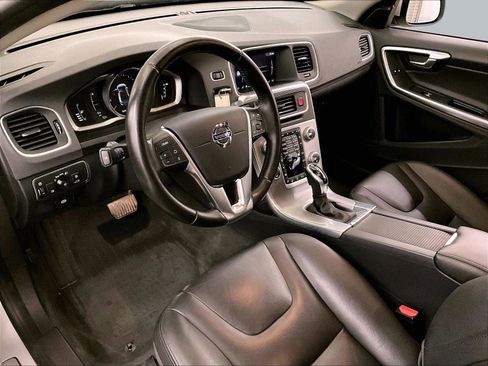 Used 2018 Volvo S60 T5 Inscription AWD/4WD image 12