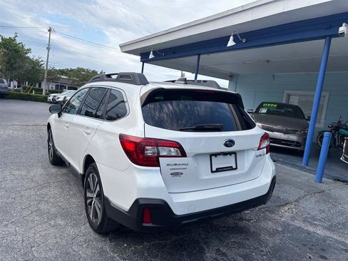 Used 2019 Subaru Outback 2.5i Limited AWD/4WD image 2