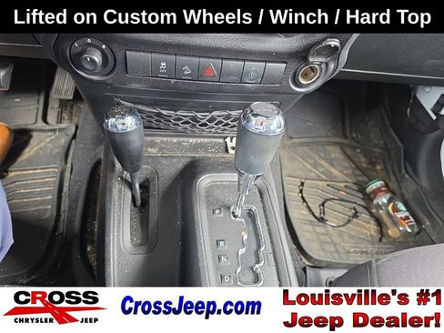 Used 2013 Jeep Wrangler Unlimited Sahara w/ Connectivity Group AWD/4WD image 11