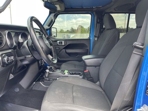 Used 2020 Jeep Gladiator Sport w/ Quick Order Package 24S image 34